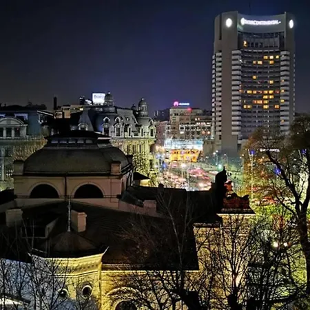 Central Studio With View- Near Old Town Apartment