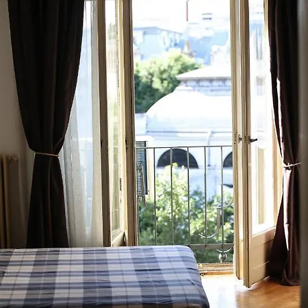 Central Studio With View- Near Old Town Apartment *